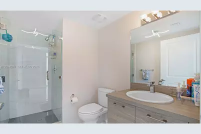 400 Sunny Isles Blvd #1722, Sunny Isles Beach, FL 33160 - Photo 43