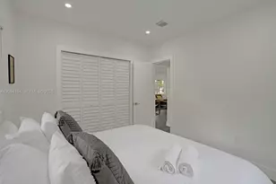 500 NE 66th St, Miami, FL 33138 - Photo 11