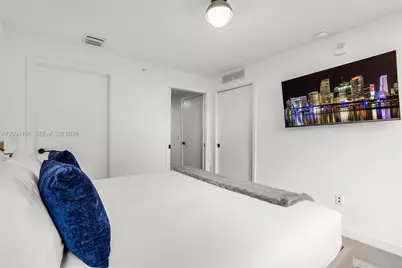 225 N Miami Ave #504, Miami, FL 33128 - Photo 17