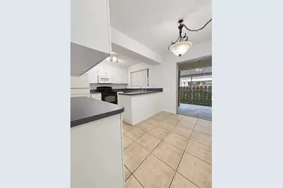 5348 Bosque Ln #105, West Palm Beach, FL 33415 - Photo 3