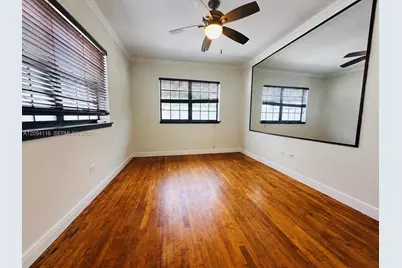 1470 Lincoln Ter #1, Miami Beach, FL 33139 - Photo 15