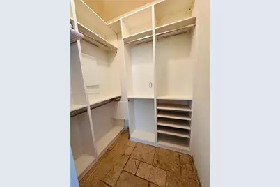 1470 Lincoln Ter #1, Miami Beach, FL 33139 - Photo 21