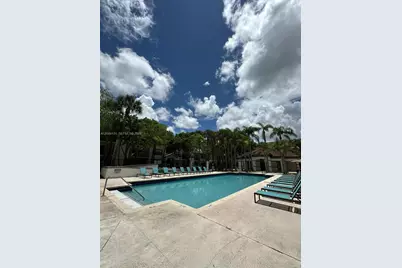 540 S Park Rd #16-9, Hollywood, FL 33021 - Photo 7