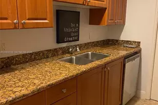 6917 Collins Ave, Miami Beach, FL 33141 - Photo 5