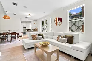 3141 Peachy St, Miami, FL 33133 - Photo 9