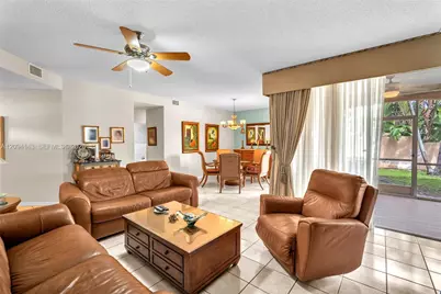 14611 Balgowan Rd #103-1, Miami Lakes, FL 33016 - Photo 21