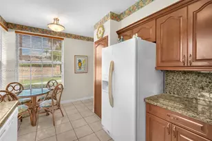 14611 Balgowan Rd, Miami Lakes, FL 33016 - Photo 29