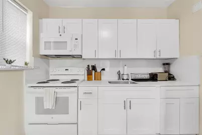 1963 SW 17th Ct, Miami, FL 33145 - Photo 51