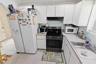 5504 NW 22nd St, Lauderhill, FL 33313 - Photo 9