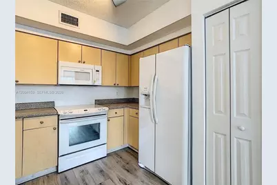 2080 W Preserve Way #303, Miramar, FL 33025 - Photo 9