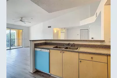 2080 W Preserve Way #303, Miramar, FL 33025 - Photo 7