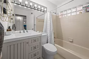 10631 NW 14th St, Plantation, FL 33322 - Photo 15