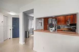 10631 NW 14th St, Plantation, FL 33322 - Photo 9