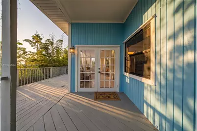 51 Vip Is #B, Grant-Valkaria, FL 32949 - Photo 11