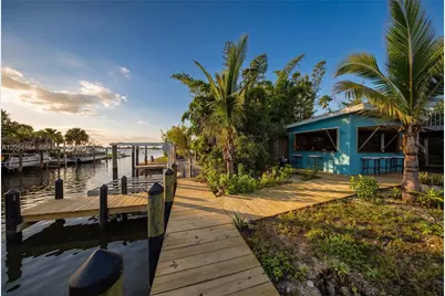 51 Vip Is #B, Grant-Valkaria, FL 32949 - Photo 9