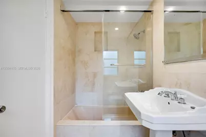 50 Park Dr #5, Bal Harbour, FL 33154 - Photo 17