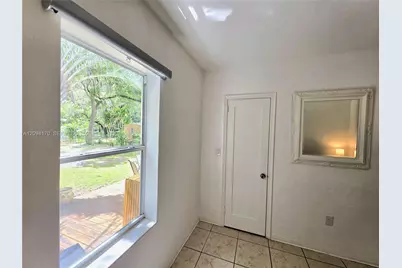 1220 NE 128th St, North Miami, FL 33161 - Photo 13