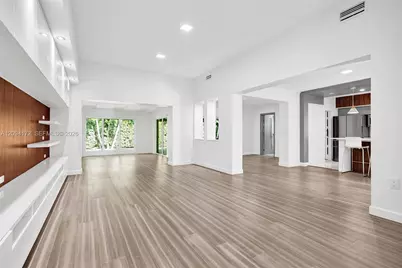 4726 Alton Rd, Miami Beach, FL 33140 - Photo 11
