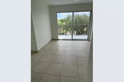 2647 NW 25th Ave #405, Miami, FL 33142 - Photo 7
