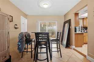 6924 NW 9th St, Margate, FL 33063 - Photo 7