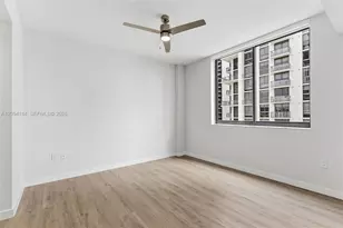 697 N Miami Ave, Miami, FL 33136 - Photo 13
