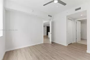 697 N Miami Ave, Miami, FL 33136 - Photo 15