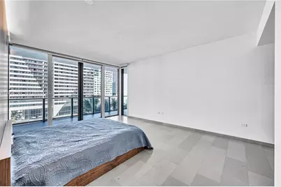 88 SW 7th St #806, Miami, FL 33130 - Photo 29