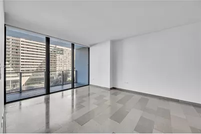 88 SW 7th St #806, Miami, FL 33130 - Photo 17