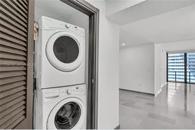 88 SW 7th St #806, Miami, FL 33130 - Photo 49