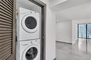 88 SW 7th St, Miami, FL 33130 - Photo 49