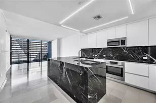 88 SW 7th St, Miami, FL 33130 - Photo 1