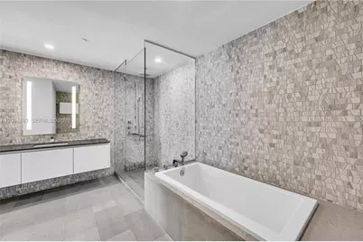 88 SW 7th St #806, Miami, FL 33130 - Photo 39