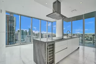 700 NE 26th Terrace, Miami, FL 33137 - Photo 5