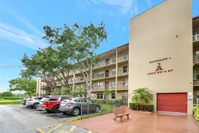 13475 SW 9th St #413A, Pembroke Pines, FL 33027 - Photo 23