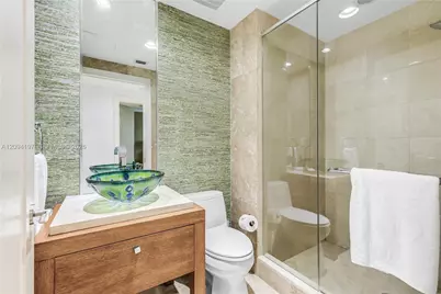 17875 Collins Ave #4403, Sunny Isles Beach, FL 33160 - Photo 19