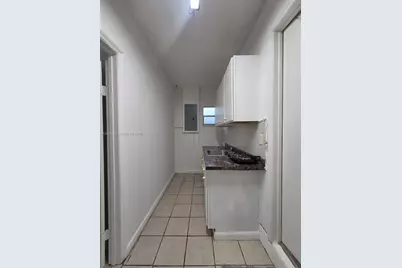 9801 SW 13th Ct #9801, Pembroke Pines, FL 33025 - Photo 5
