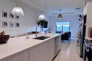 8015 NW 104th Ave, Doral, FL 33178 - Photo 5