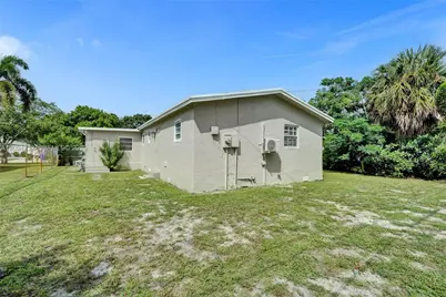 2910 NW 25th St, Fort Lauderdale, FL 33311 - Photo 31