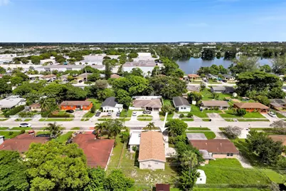 2910 NW 25th St, Fort Lauderdale, FL 33311 - Photo 39