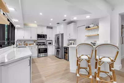 6021 SW 17th St, Miami, FL 33155 - Photo 13