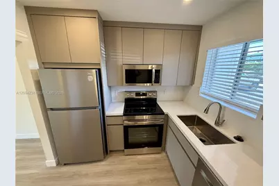 400 S Waterway Dr S #108, Lantana, FL 33462 - Photo 5