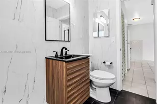 123 SE 2nd Ave, Hallandale Beach, FL 33009 - Photo 9
