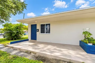 123 SE 2nd Ave #1, Hallandale Beach, FL 33009 - Photo 11