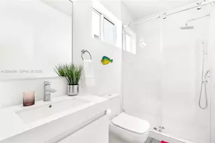 1123 NE 23rd Terrace, Pompano Beach, FL 33062 - Photo 23