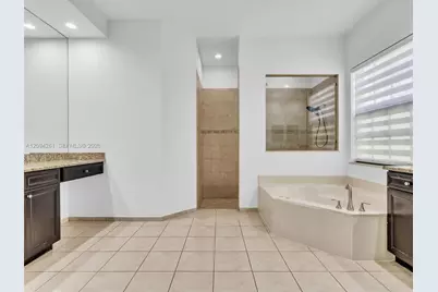 3557 NW 87th Ave, Cooper City, FL 33024 - Photo 13