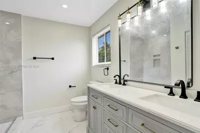 8741 SW 10th St, Pembroke Pines, FL 33025 - Photo 31