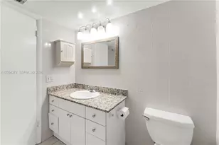 10425 SW 112th Ave, Miami, FL 33176 - Photo 11