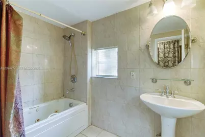 625 Columbus Pkwy, Hollywood, FL 33021 - Photo 27