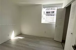 5880 Collins Ave, Miami Beach, FL 33140 - Photo 11