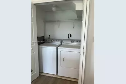 1543 SE 31st Ct, Homestead, FL 33035 - Photo 5